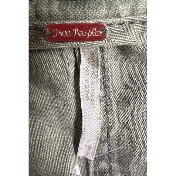 FREE PEOPLE Shorts Green Cut Off Daisy Dukes Hot Shorties Frayed Women’s Size 10 - Picture 6 of 7